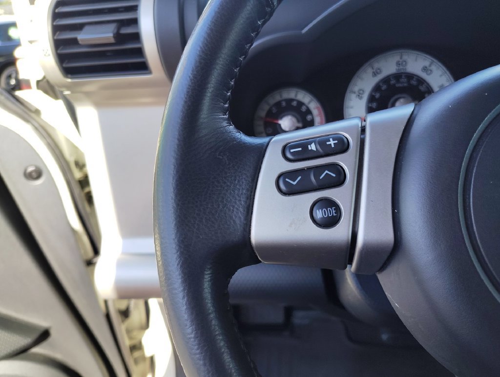 Used 2012 Toyota FJ Cruiser 4WD w/ Upgrade Pkg image 15