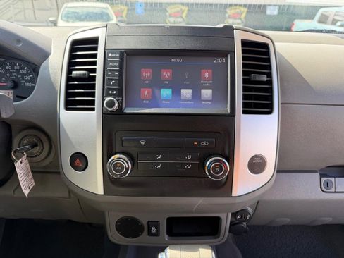 Used 2019 Nissan Frontier S image 28