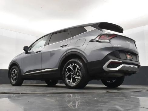 Used 2025 Kia Sportage LX image 12