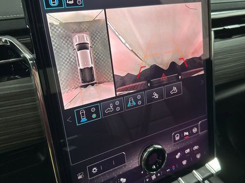 Used 2025 GMC Sierra EV Denali image 30