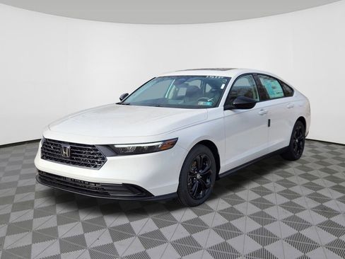 New 2025 Honda Accord SE image 2