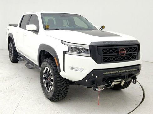 Used 2023 Nissan Frontier PRO-4X w/ Technology Package image 1