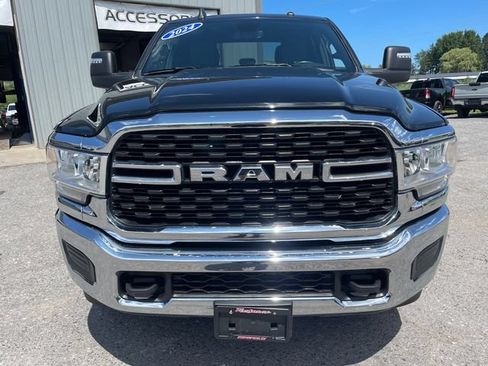 Used 2024 RAM 2500 Big Horn AWD/4WD image 2