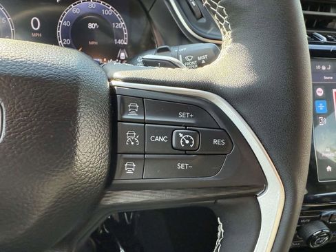 Used 2024 Jeep Grand Cherokee Laredo X w/ Luxury Tech Group I AWD/4WD image 24