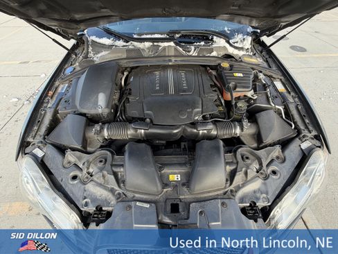 Used 2011 Jaguar XF R image 10