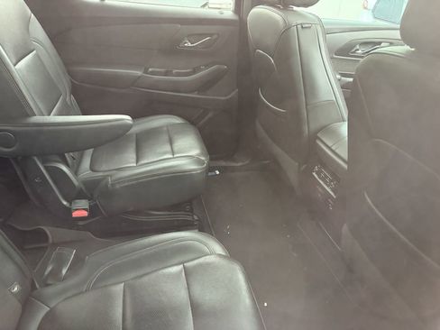 Used 2023 Chevrolet Traverse High Country FWD image 10