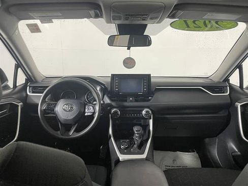 Certified 2021 Toyota RAV4 XLE w/ Convenience Package AWD/4WD image 11