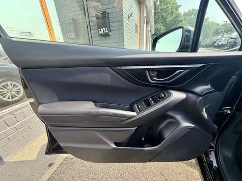 Used 2018 Subaru Impreza 2.0i Premium AWD/4WD image 32