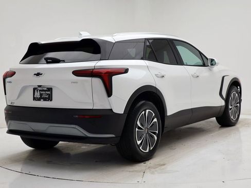 Used 2024 Chevrolet Blazer EV LT image 9