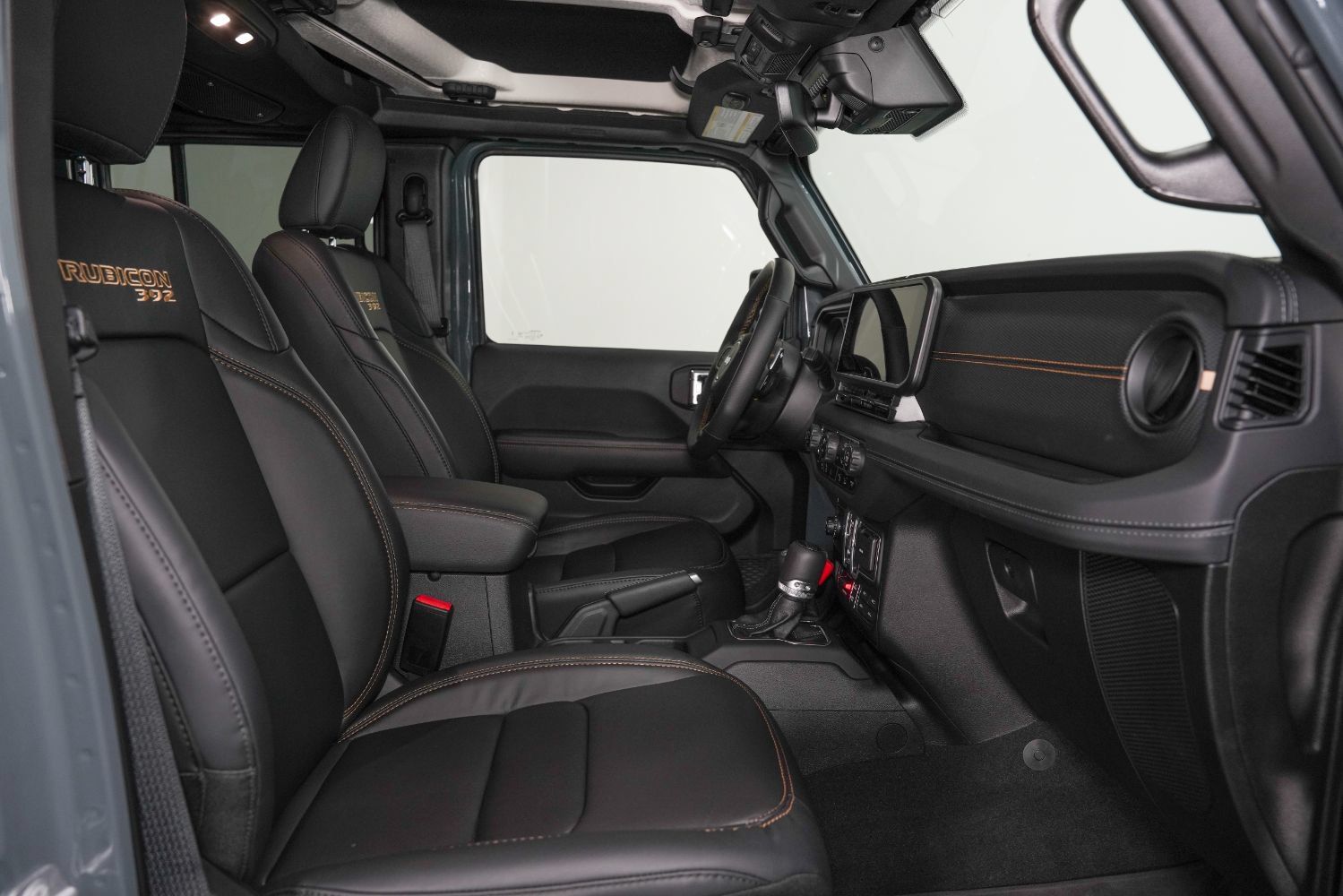 Used 2025 Jeep Wrangler Unlimited Rubicon 392 AWD/4WD image 35