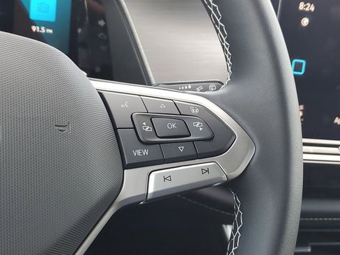 New 2026 Volkswagen Atlas Cross Sport SE FWD image 23