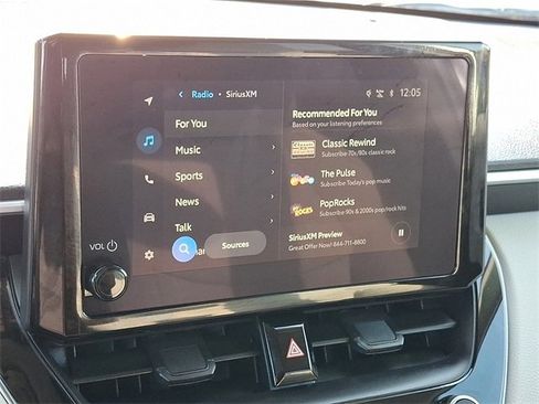 Certified 2025 Toyota Corolla Cross LE image 16