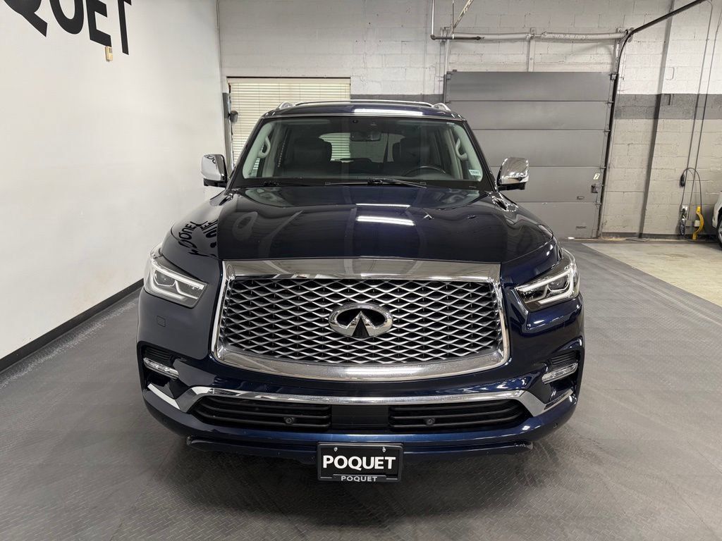 Used 2019 INFINITI QX80 Luxe w/ Proactive Package AWD/4WD image 3