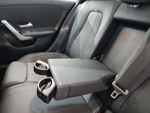 Used 2025 Mercedes-Benz CLA 250 4MATIC image 37