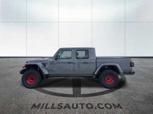 Used 2023 Jeep Gladiator Rubicon w/ Cold Weather Group image 8