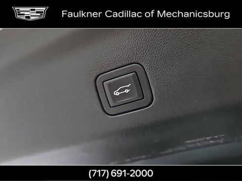 Used 2024 Cadillac Escalade Sport Platinum w/ LPO, ONYX Package image 33