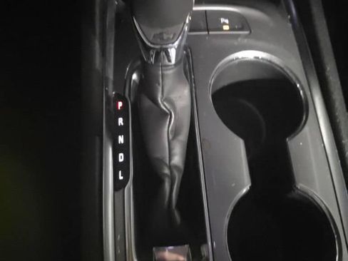 Used 2024 Chevrolet Malibu LT FWD image 19