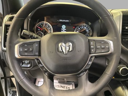 Used 2025 RAM 1500 Big Horn AWD/4WD image 17