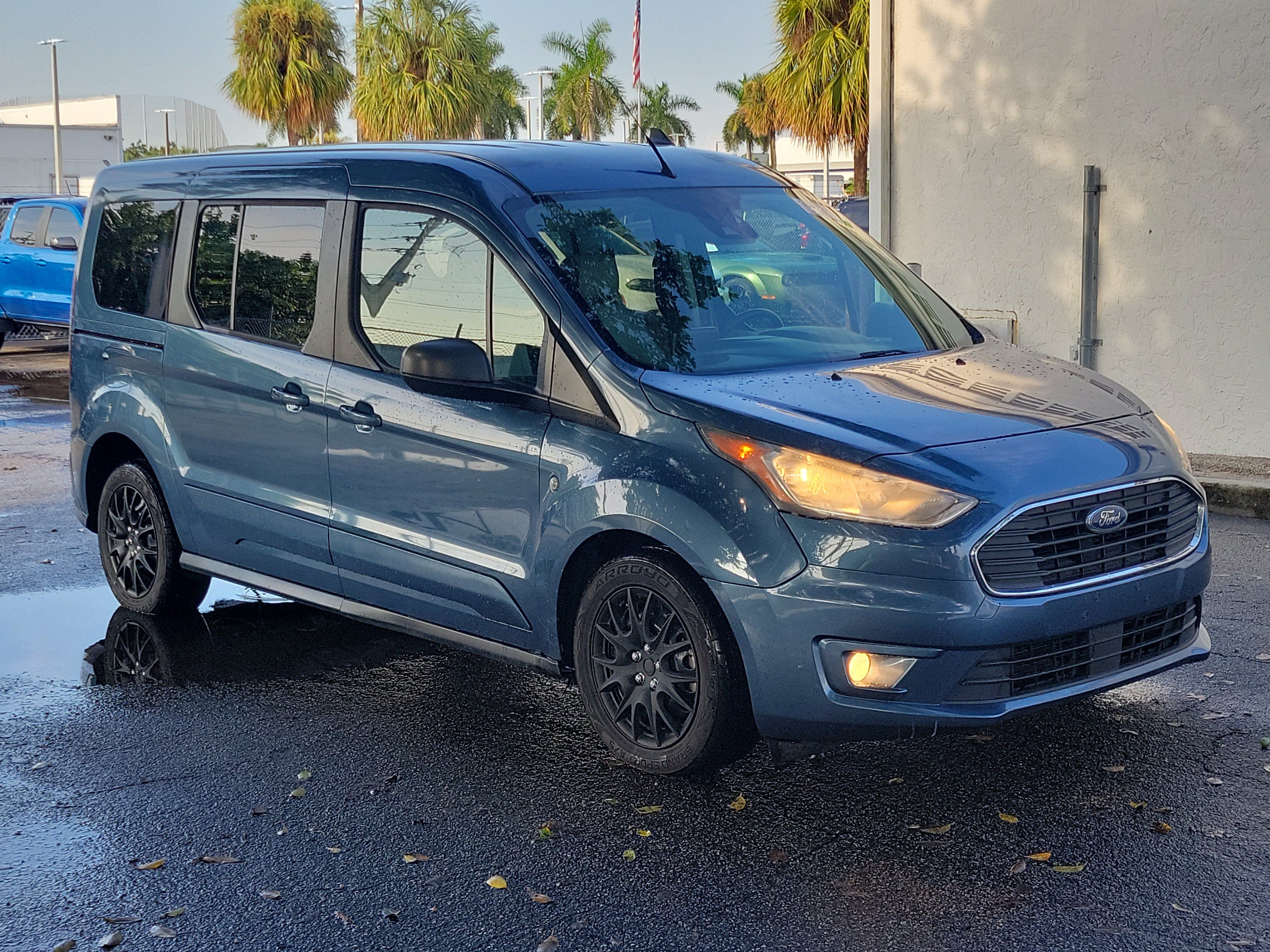 Used 2020 Ford Transit Connect XLT FWD image 1