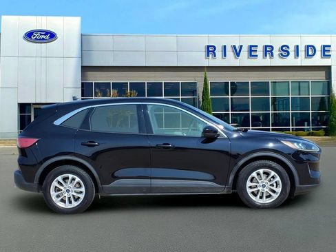 Used 2020 Ford Escape SE FWD image 8