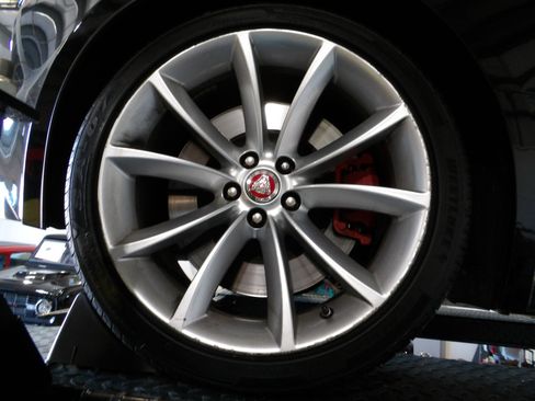 Used 2015 Jaguar F-TYPE S image 76