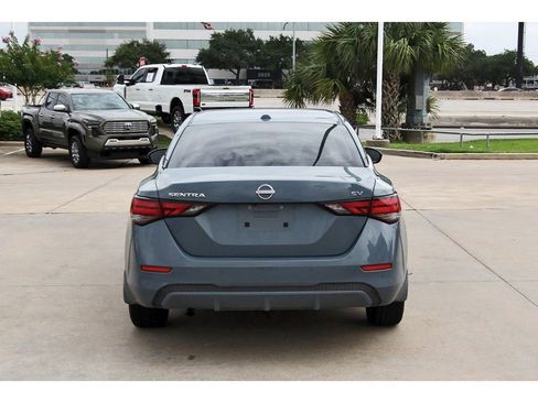 Used 2024 Nissan Sentra SV FWD image 5