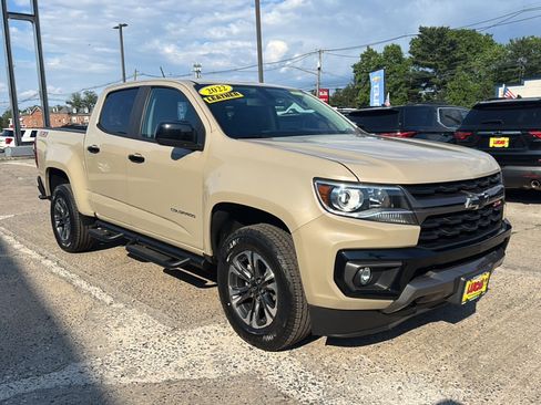 Used 2022 Chevrolet Colorado Z71 AWD/4WD image 4