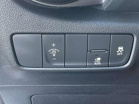 Certified 2023 Hyundai Kona SE w/ Cargo Package image 18