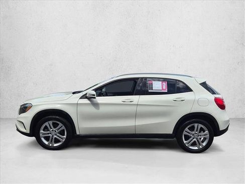 Used 2015 Mercedes-Benz GLA 250 image 9