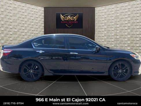 Used 2017 Honda Accord Sport image 6