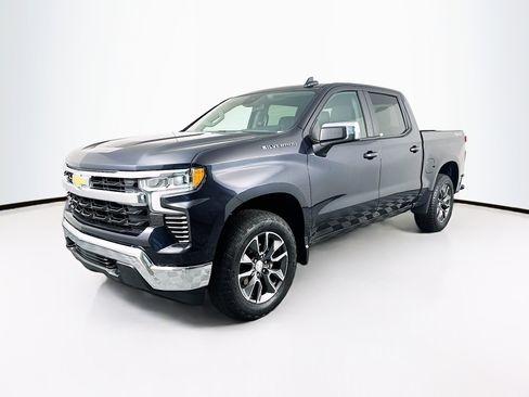 Used 2023 Chevrolet Silverado 1500 LT image 3