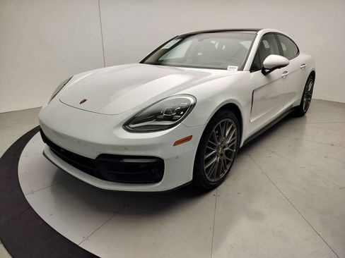 Certified 2023 Porsche Panamera 4 Platinum Edition AWD/4WD image 1