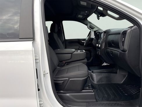 Used 2023 GMC Sierra 1500 Pro w/ Pro Value Package image 10