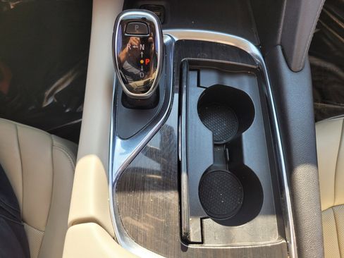 Used 2021 Buick Enclave Essence w/ Sound and Sites Package image 25