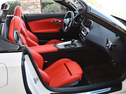 Used 2023 BMW Z4 sDrive30i w/ Premium Package image 59