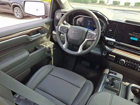 New 2026 Chevrolet Silverado 1500 RST w/ RST All Star Premium Package AWD/4WD image 10