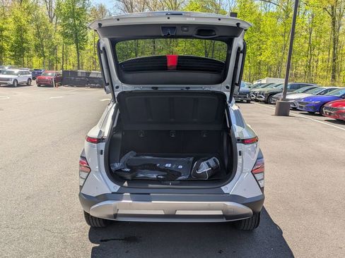 Certified 2025 Hyundai Kona Limited AWD/4WD image 22