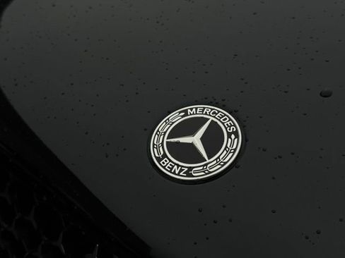 Used 2025 Mercedes-Benz GLE 580 4MATIC image 3