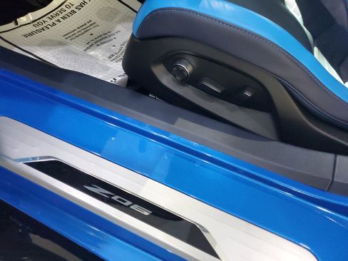 Used 2024 Chevrolet Corvette Z06 w/ Stealth Interior Trim Package image 17