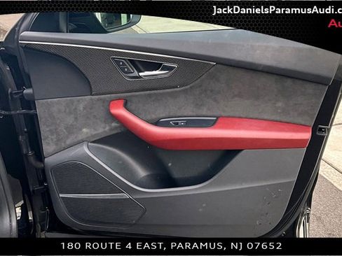 Used 2022 Audi SQ8 Premium Plus w/ Black Optic Package image 17