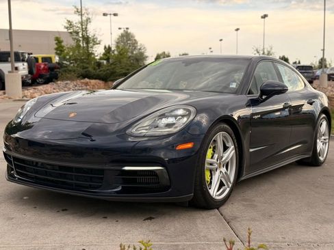 Used 2018 Porsche Panamera 4 AWD/4WD image 3