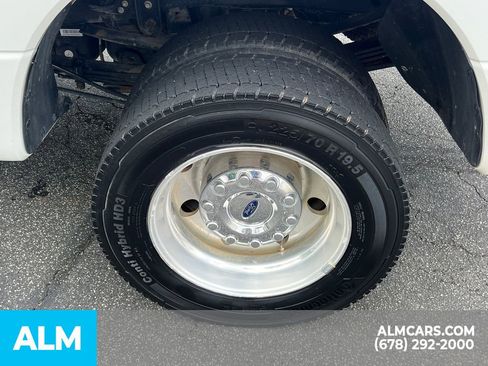 Used 2022 Ford F450 Limited w/ Snow Plow Prep Package image 24