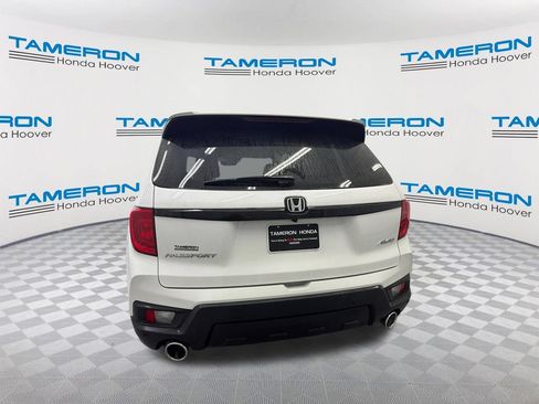 Used 2024 Honda Passport EX-L image 4