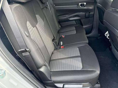 New 2026 Kia Sorento LX image 12