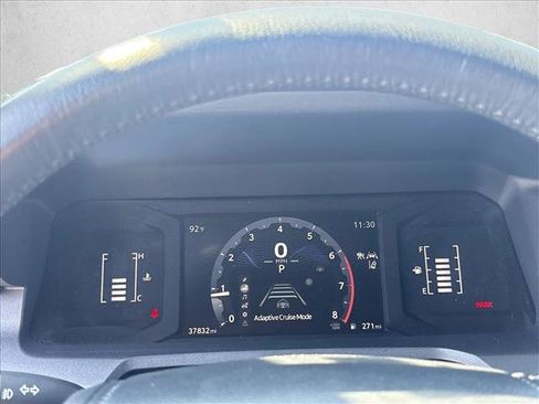 Certified 2025 Toyota 4Runner SR5 AWD/4WD image 13