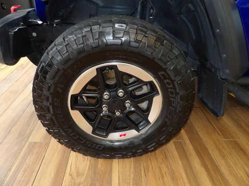 Used 2020 Jeep Wrangler Rubicon w/ Cold Weather Group AWD/4WD image 10