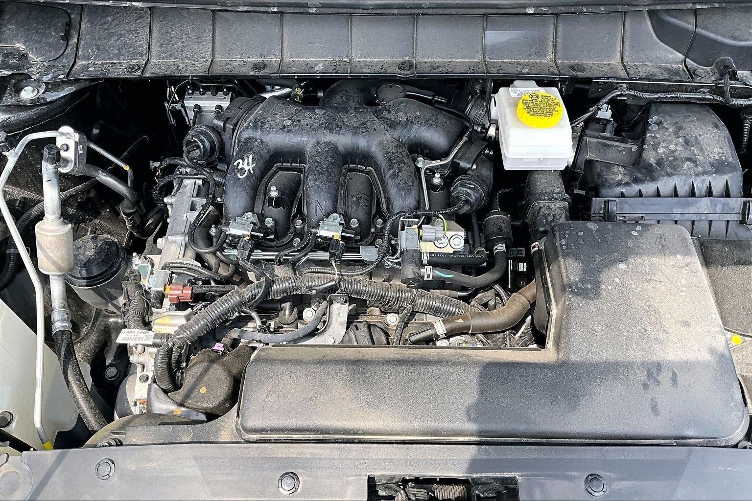 Used 2025 Nissan Pathfinder S AWD/4WD image 10