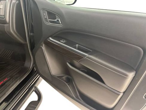 Certified 2019 GMC Canyon SLE w/ Elevation Edition AWD/4WD image 15