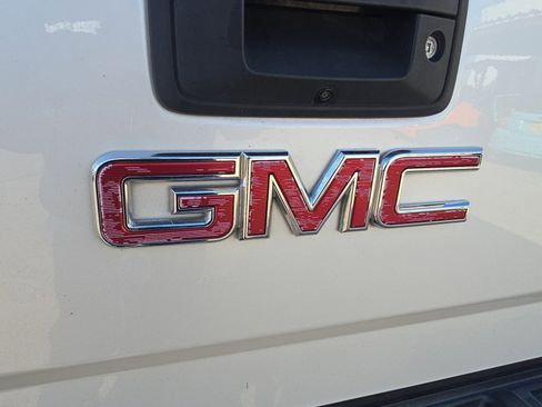 Used 2018 GMC Sierra 1500 Denali w/ Denali Ultimate Package image 10
