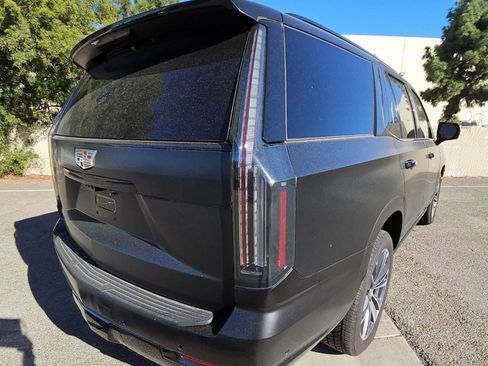 Used 2025 Cadillac Escalade Sport w/ Touring Package image 9